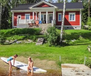 Holiday Home Villa elisabet Heimari Finland