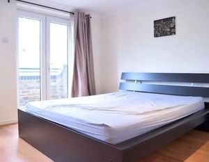 Bright and Spacious 2 Bed House Bermondsey United Kingdom