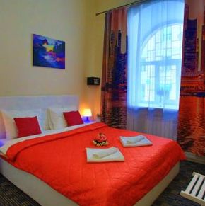 NearBy Hotel