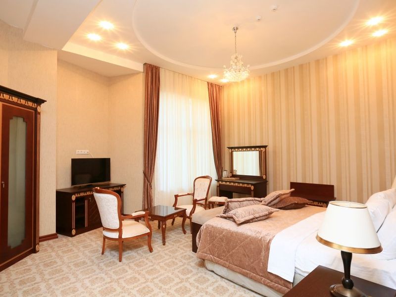Hotel Photo 1