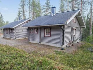 Фото отеля Holiday Home Ylläksen tunturihonkamaja a 1