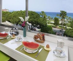 Stunning Sea Front Studio Limassol Cyprus