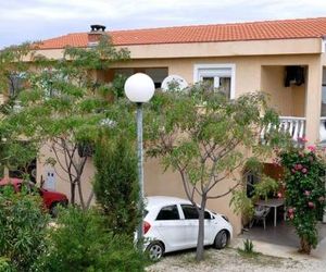 Apartment Vir 13686b Vir Croatia