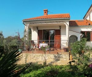 Holiday Home Haus EMA (PUL418) Peroi Croatia