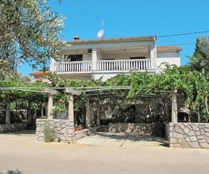 Apartment Meri (KRK211) Cornicchia Croatia
