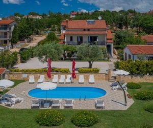 Apartment Haus Jukic (KST135) Castellier Croatia