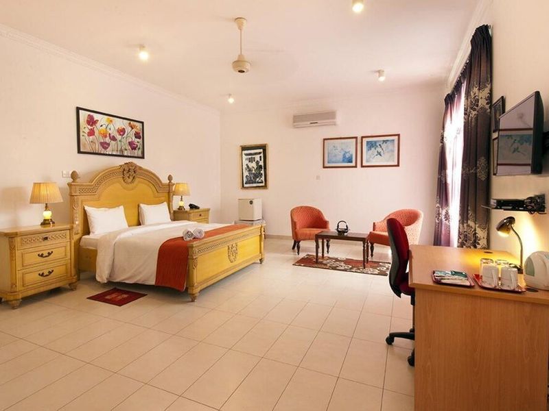 Hotel Photo 1