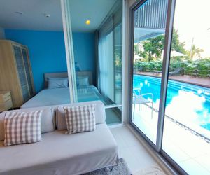 BLU 1 Bed Pool Access Cha-Am Thailand