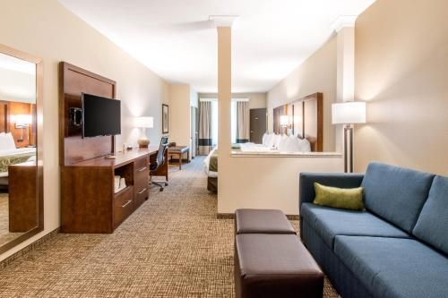 Comfort Suites Denver near Anschutz Medical Campus