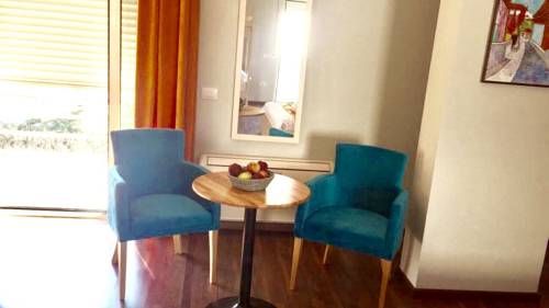 Hotel Photo 9