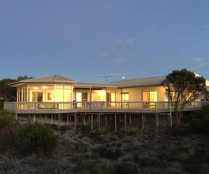 White Sands Holiday Retreat Island Beach Australia