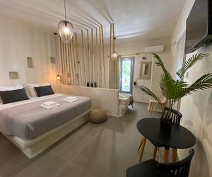 Ampelos Suites Naxos Town Greece