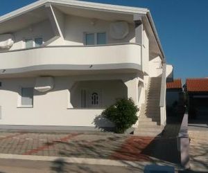 Apartments Vrtnica Kozjak Vir Croatia