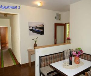 Apartmani Ivo Donje Petrcane Croatia