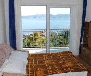 Apartments Montanesses Brela Croatia