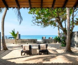 Red Parrot Beach Villa Ambalangoda Sri Lanka