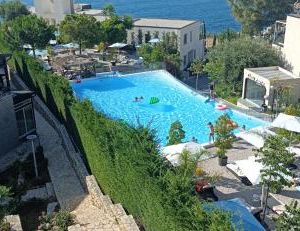 Matthews Beach House Vlore Albania