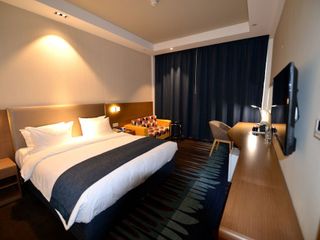 Фото отеля Holiday Inn Express Weihai Economic Zone, an IHG Hotel