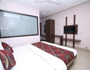 OYO 9096 Hotel City Star Raipur India