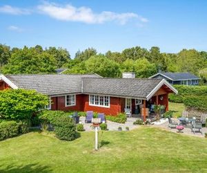 Three-Bedroom Holiday Home in Nykobing Sj Lumbsaas Denmark