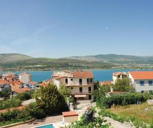 One-Bedroom Apartment in Mastrinka Trogir Croatia