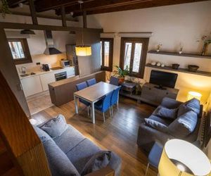 Apartamentos Casa Roldan I Benasque Spain