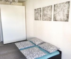 Happy Apartment on Zelinsky Street 5 Tyumen Russia