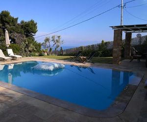 ANGIO Villas LUX Skiathos Town Greece