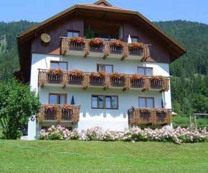Haus Rohr Weissensee Austria
