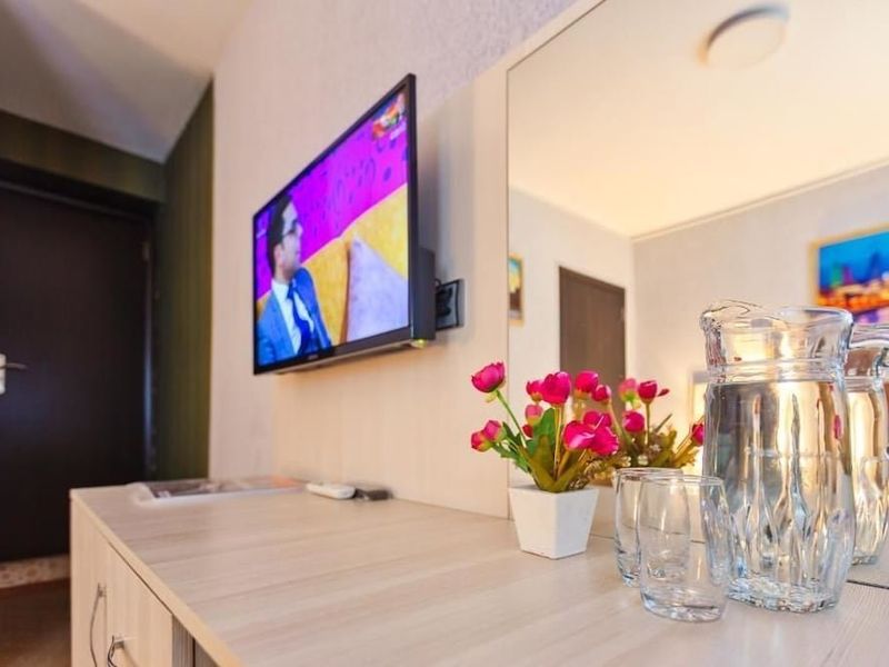Hotel Photo 9