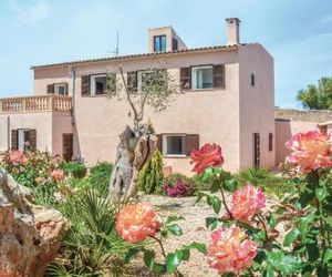 Four-Bedroom Holiday Home in Ariany Petra Spain