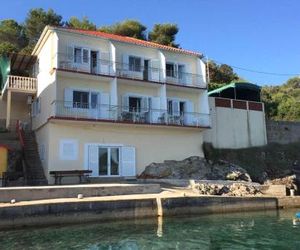 Apartments by the sea Savar (Dugi otok) - 8079 Berbigno Croatia
