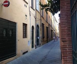Dreaming Lucca Azzurro Lucca Italy