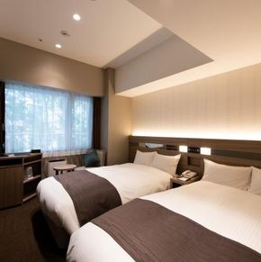 NearBy Hotel