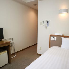 NearBy Hotel
