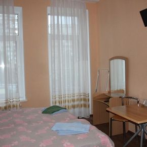 NearBy Hotel