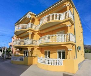 Apartmani Kulas Novi Vinodolski Croatia