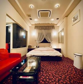 NearBy Hotel