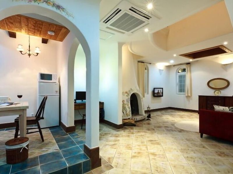Hotel Photo 1