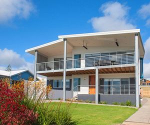 Dunsborough Holiday Homes - 16a Gifford Road Dunsborough Australia