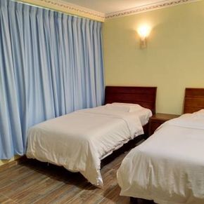 NearBy Hotel