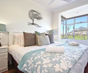 Vredenhof (2 Bedroom) (23) Mouille Point South Africa