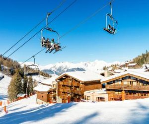 Skissim Premium - Résidence Les Chalets dEdelweiss 4* by Travelski Plagne 1800 France