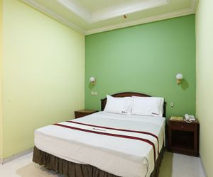 RedDoorz Plus @ Hotel Tjiptorini Yogyakarta Indonesia