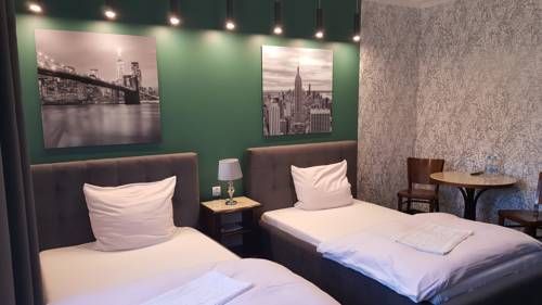 Hotel Photo 8
