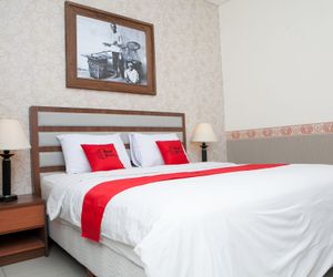 RedDoorz Premium near Bandung Indah Plaza Bandung Indonesia