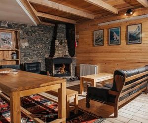 Kazbegi Hut Stepantsminda Georgia