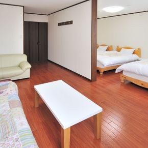 NearBy Hotel