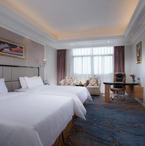 NearBy Hotel