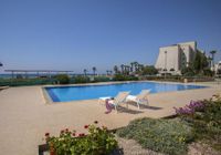 Отзывы Larnaca Sunshore Beachfront Suite, 1 звезда